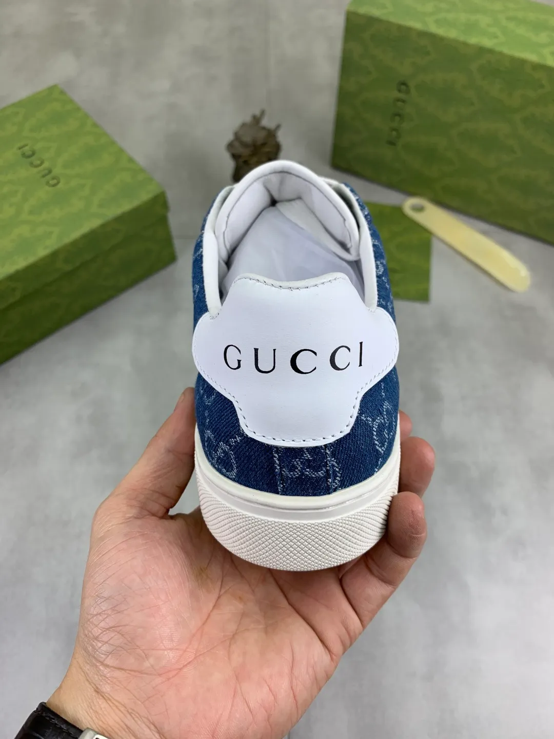 Men's men's shoes P400💰【New style】🆘 The latest model from Gucci's official website🎁Classic casual and fashionable men's shoes👟Hot style💥The style is simple and elegant, exclusive for trendy men. Unique official website's latest brand elements👑Gucci original decoration, fashionable and generous, the fabric is made of original soft calfskin➕Comfortable soft sheepskin lining ✅The official website specifies wear-resistant rubber outsole_full of elasticity, classic model taken in real life🎬Color: 2️⃣colors available😍Number: 38-44